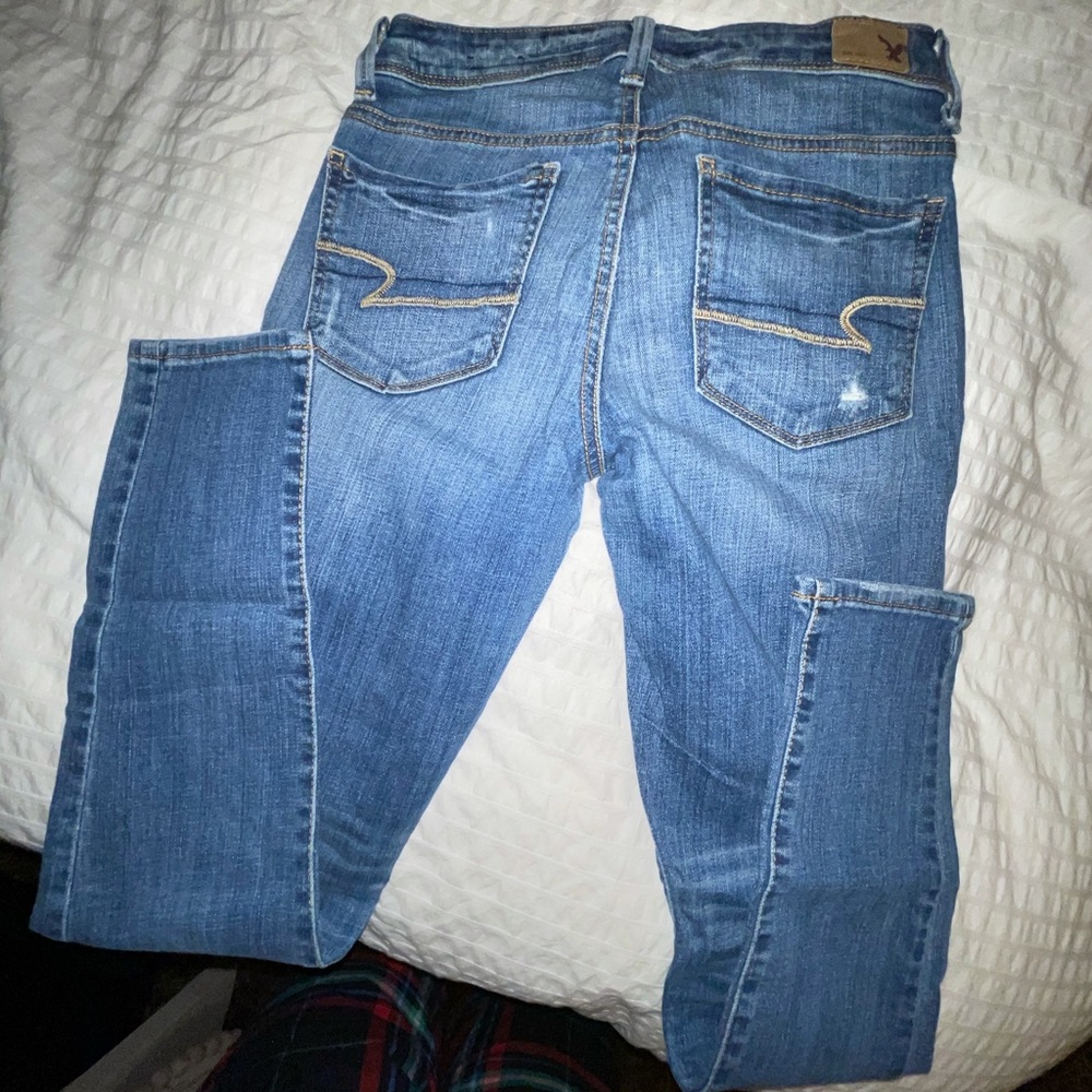 American Eagle size 2 skinny jeans